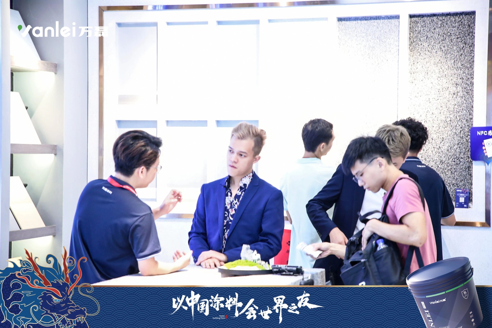 七年蝉联展馆人气王！万磊涂料，以中国涂料，会世界之友