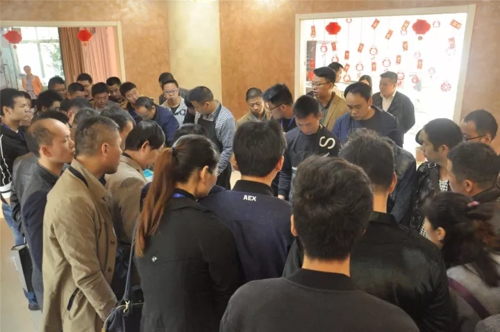 五一家居装修 建筑涂料选购需谨慎